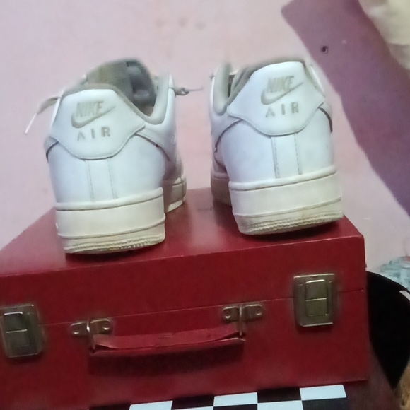 Nike White Shoes - Picture 3 of 3